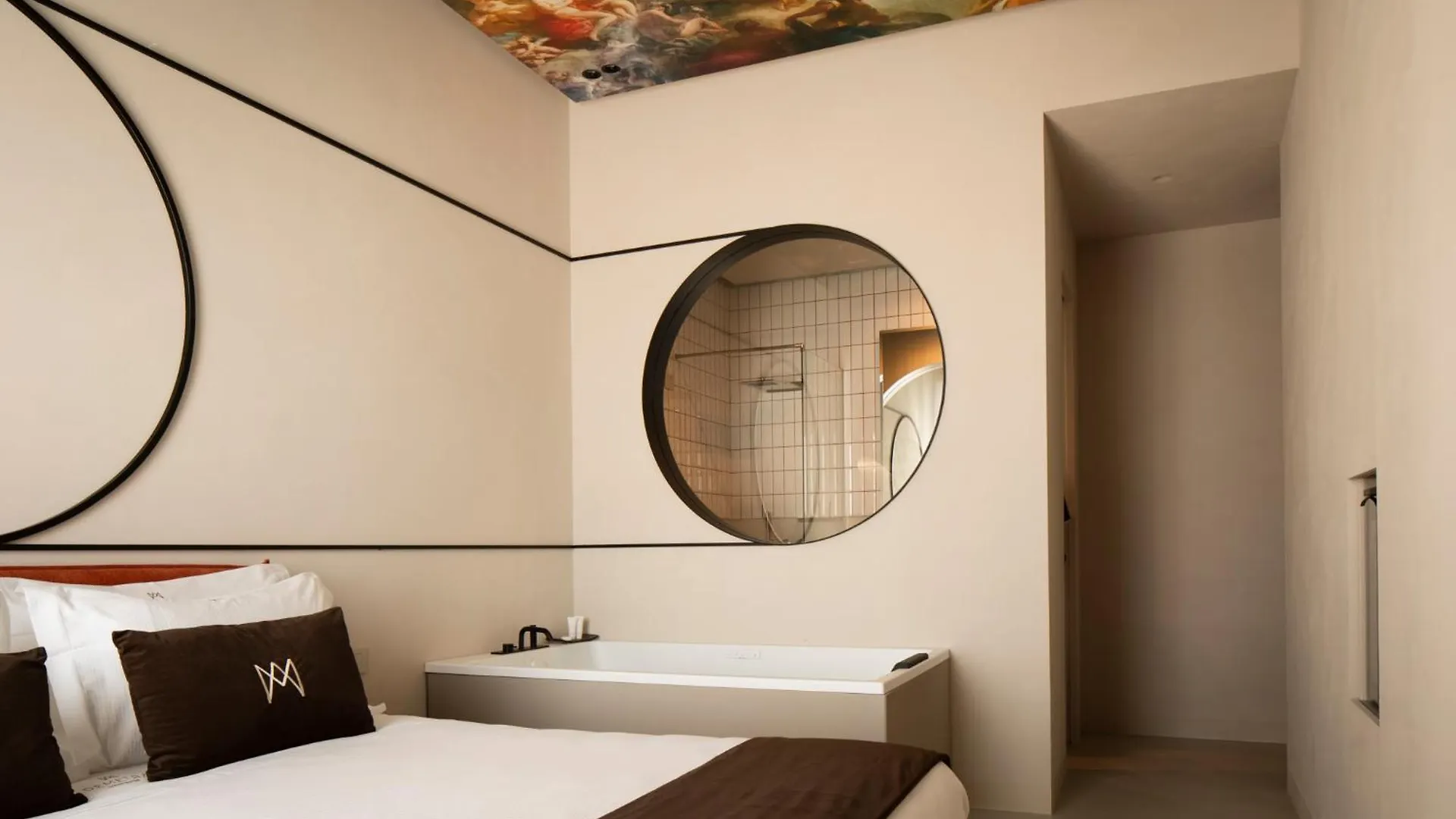 Demetra Luxury Suites Naples 0*,  Italy