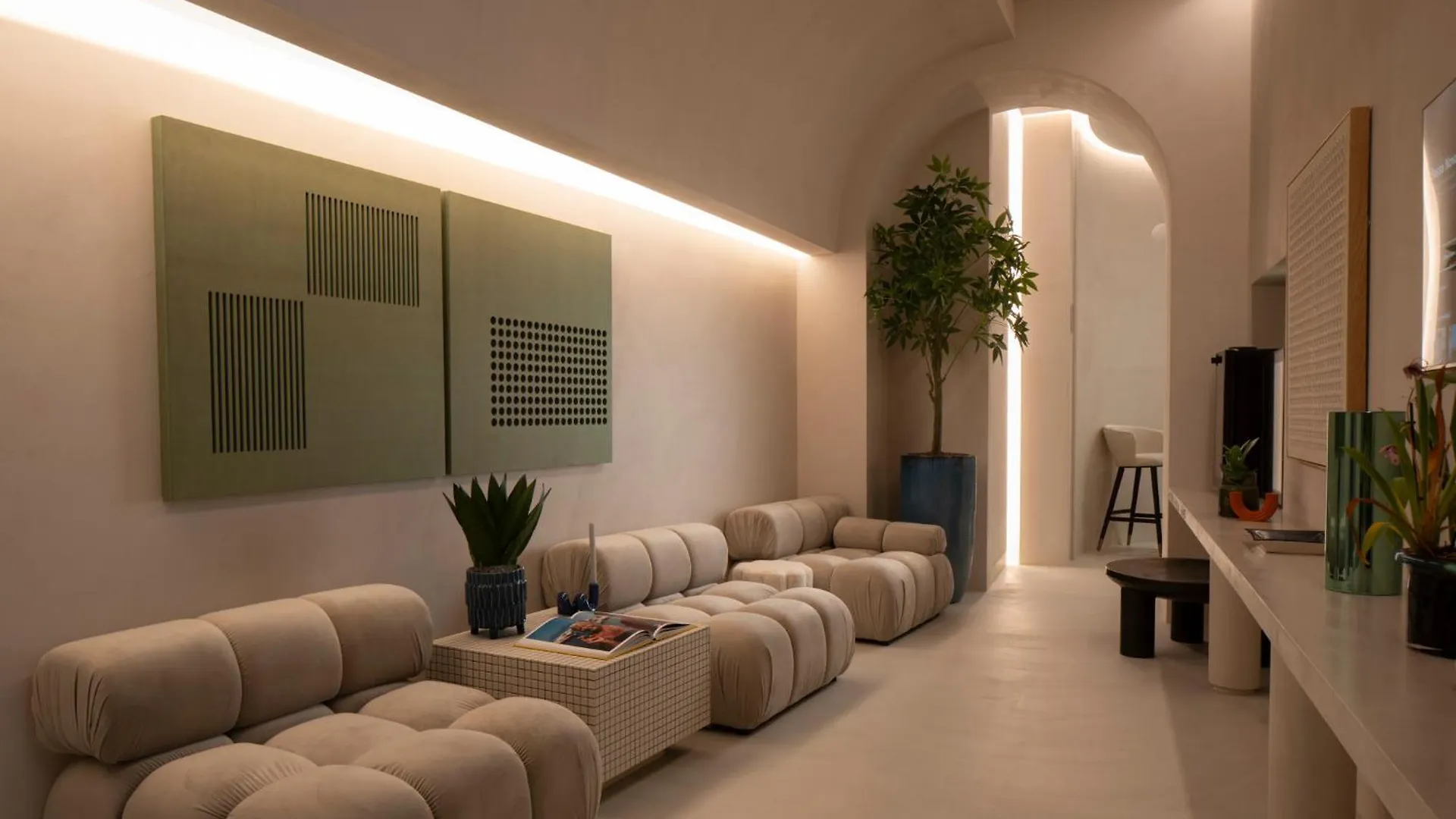 Demetra Luxury Suites Naples 0*,  Italy