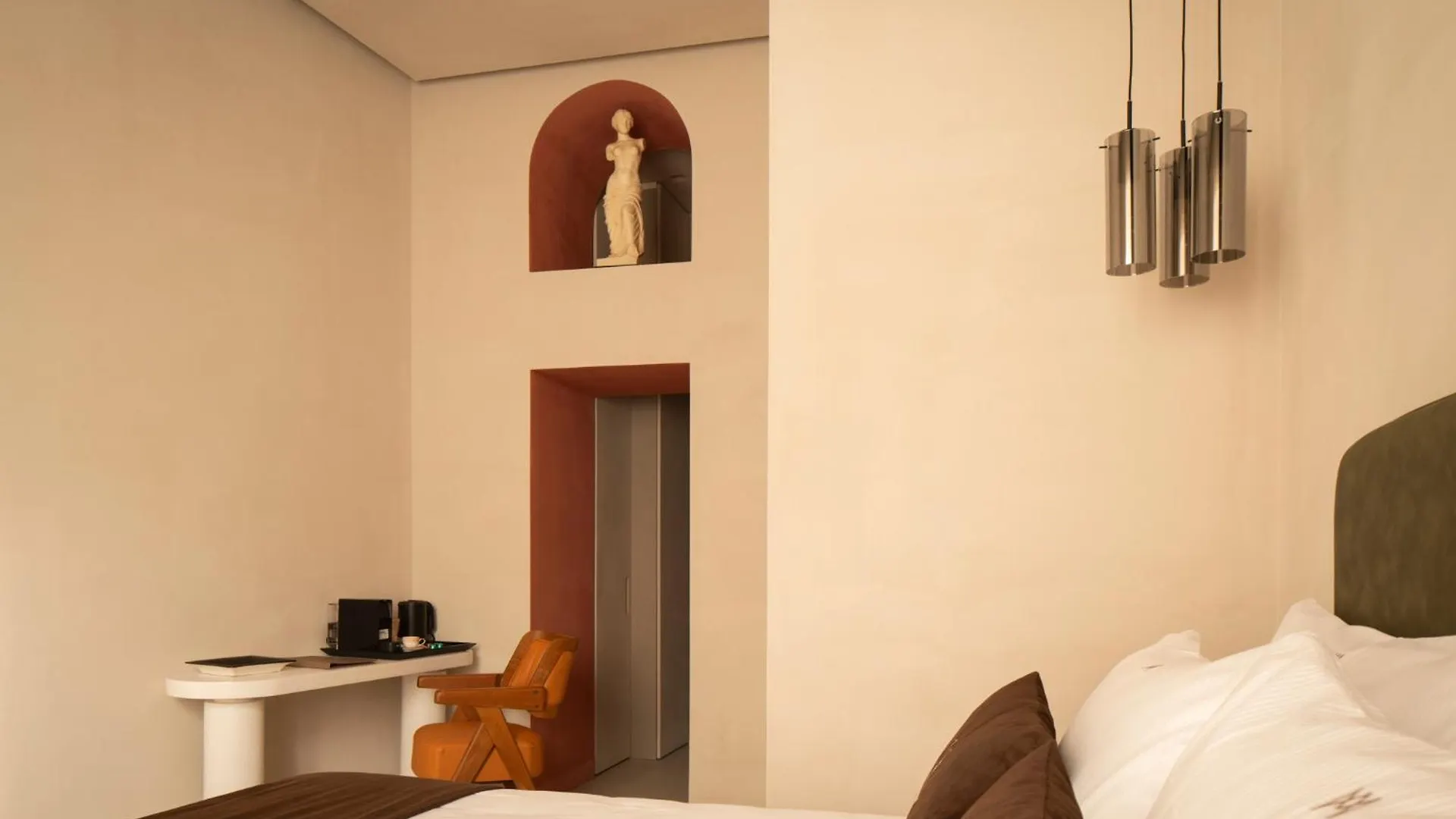 Demetra Luxury Suites Naples Guest house